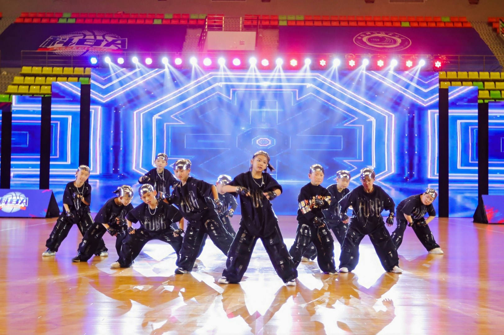 0B3A7320-opq4172605578