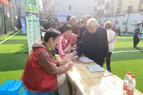 金华武义人保财险:送保进社区