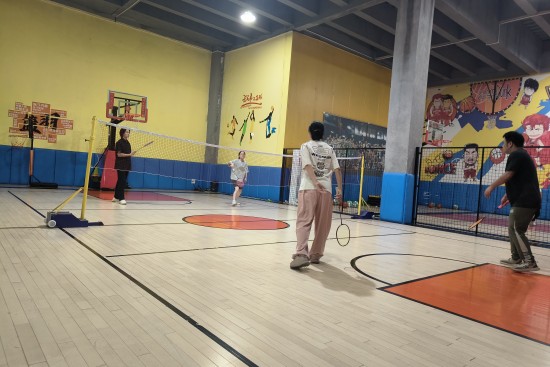 金华浦江人保财险：羽球飞扬，健康“体”现