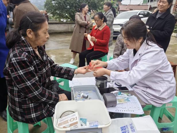 20eb42fd6f7d72bfe4abaa2b6ad30677