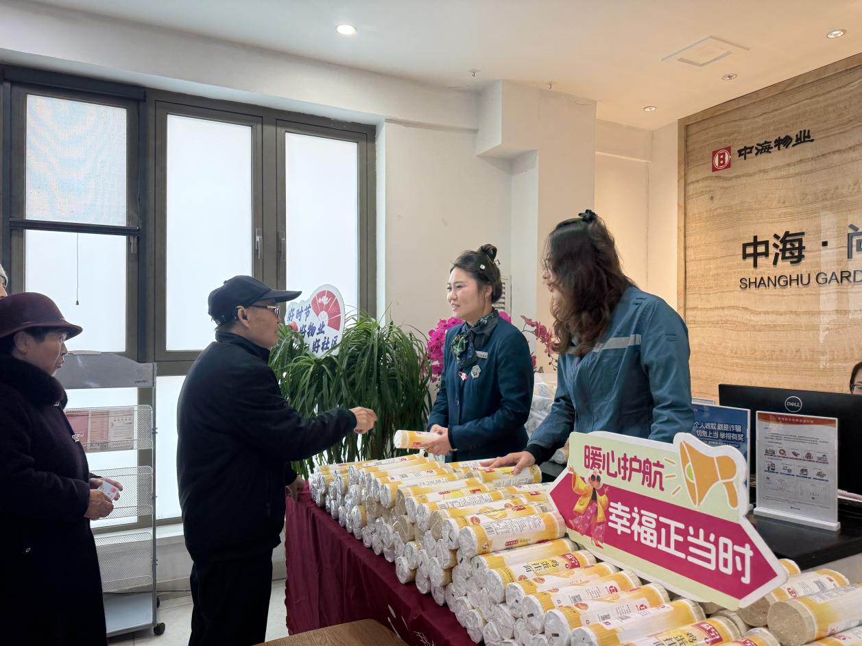 6231e672b7cb3ea42d4667bf0d71a09