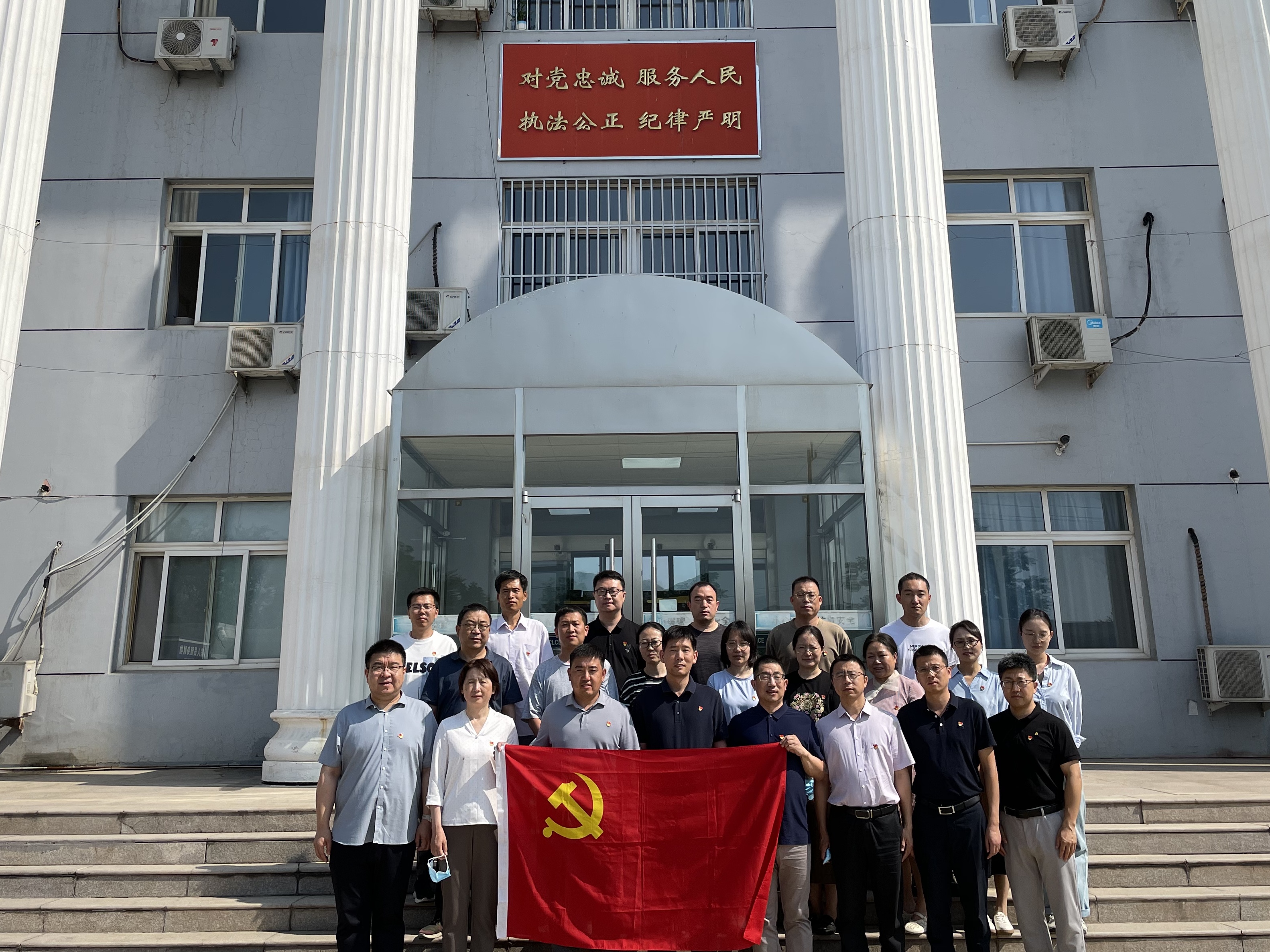 如图片无法显示,请刷新页面