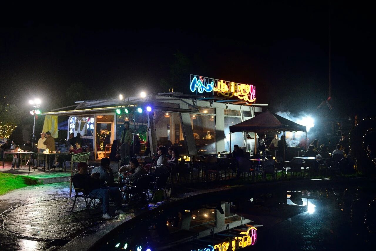 湖南张家界：“茅岩河恋歌”彭小娟原创音乐会精彩上演