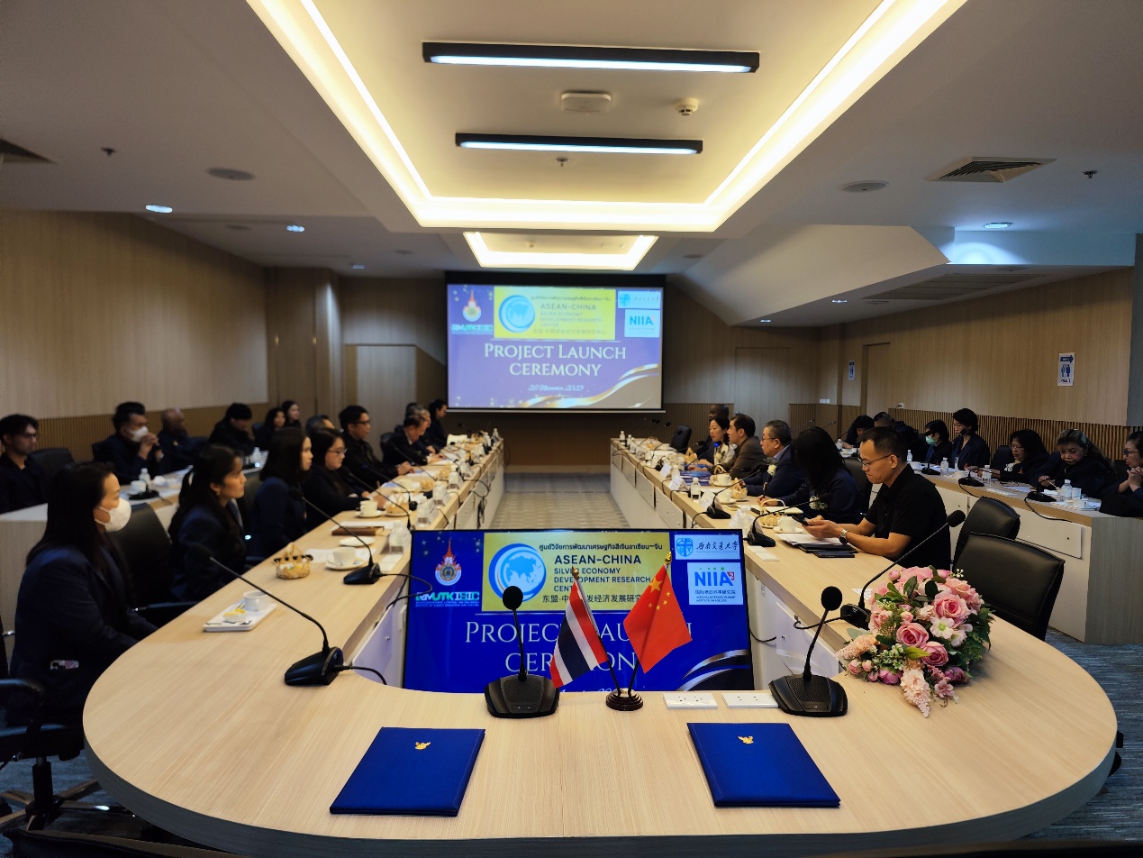 如图片无法显示,请刷新页面