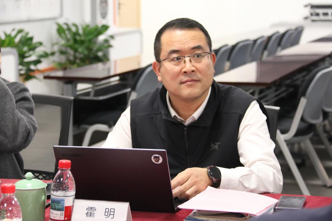 pa_10100000049365237_1766113451597_5472x3648_mo_