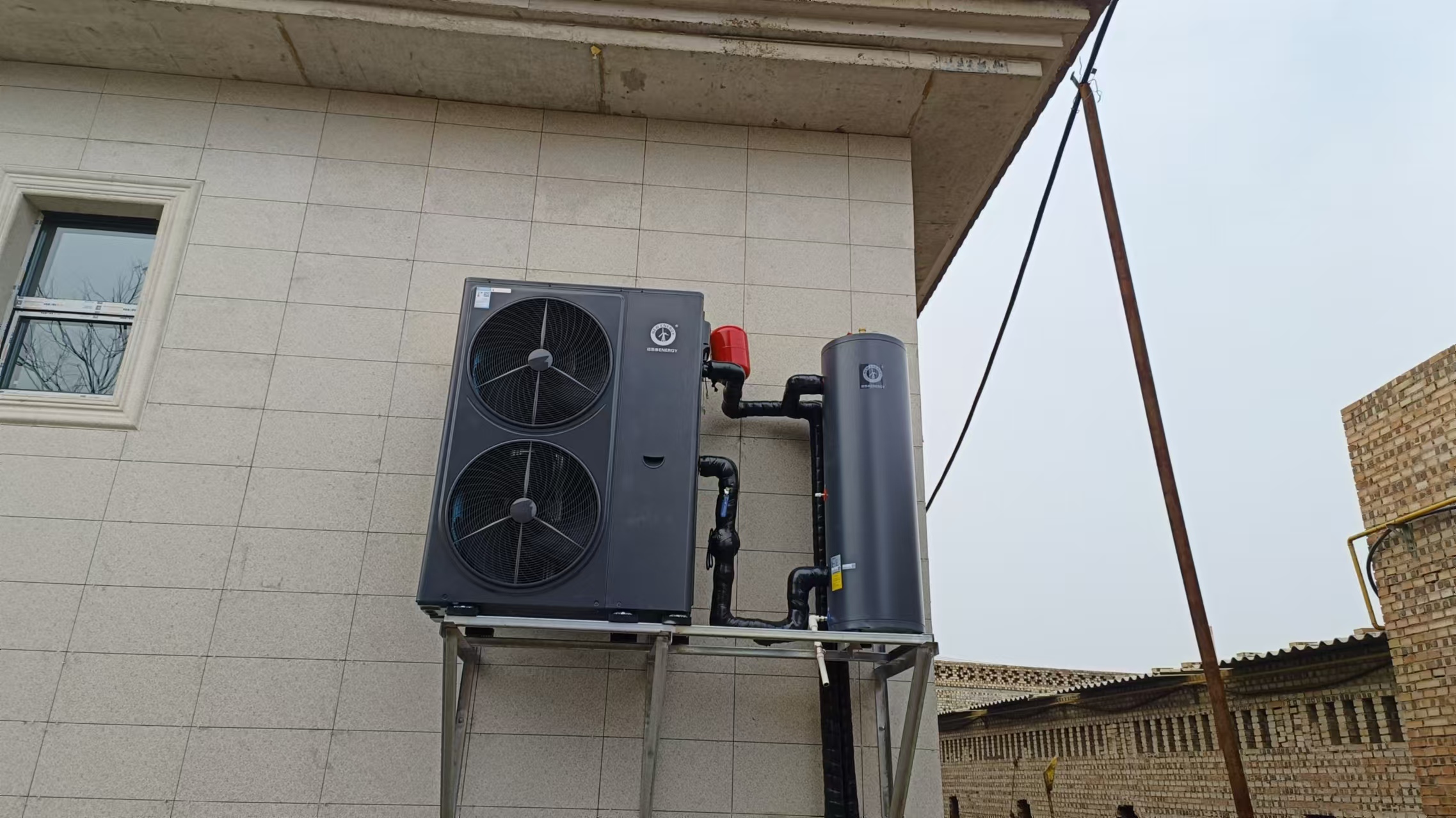 8be106b9d7fca3cc8bcce398efb2afc